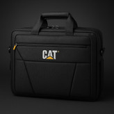 "کیف لپ تاپ سه کاره CAT-150 طرح کاترپیلار در حالت کولهپشتی، با طراحی مقاوم و زیپهای صنعتی – مناسب استفاده روزمره و سفر | فروشگاه AbtinPC"
