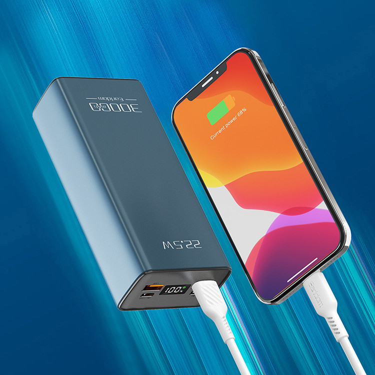 خرید پاوربانک Earldom ET‑PD36 در اصفهان – در حال استفاده