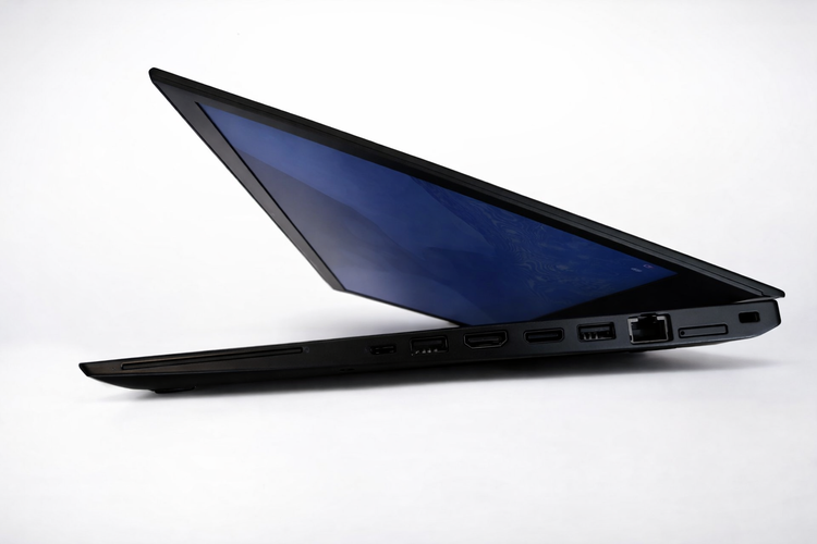 کیبورد نور پسزمینه ThinkPad T470s مناسب تایپ حرفهای