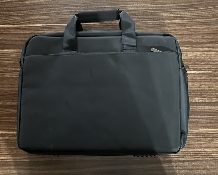 کیف لپ تاپ Condotti 9005 با بند دوشی ماساژور و ضربهگیر